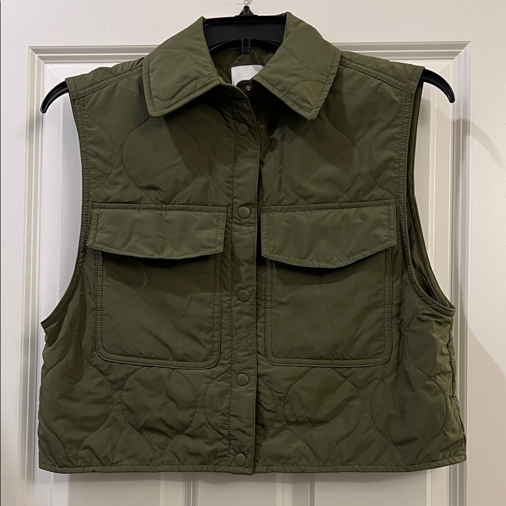 H&M Quilted Sleeveless Vest in Olive